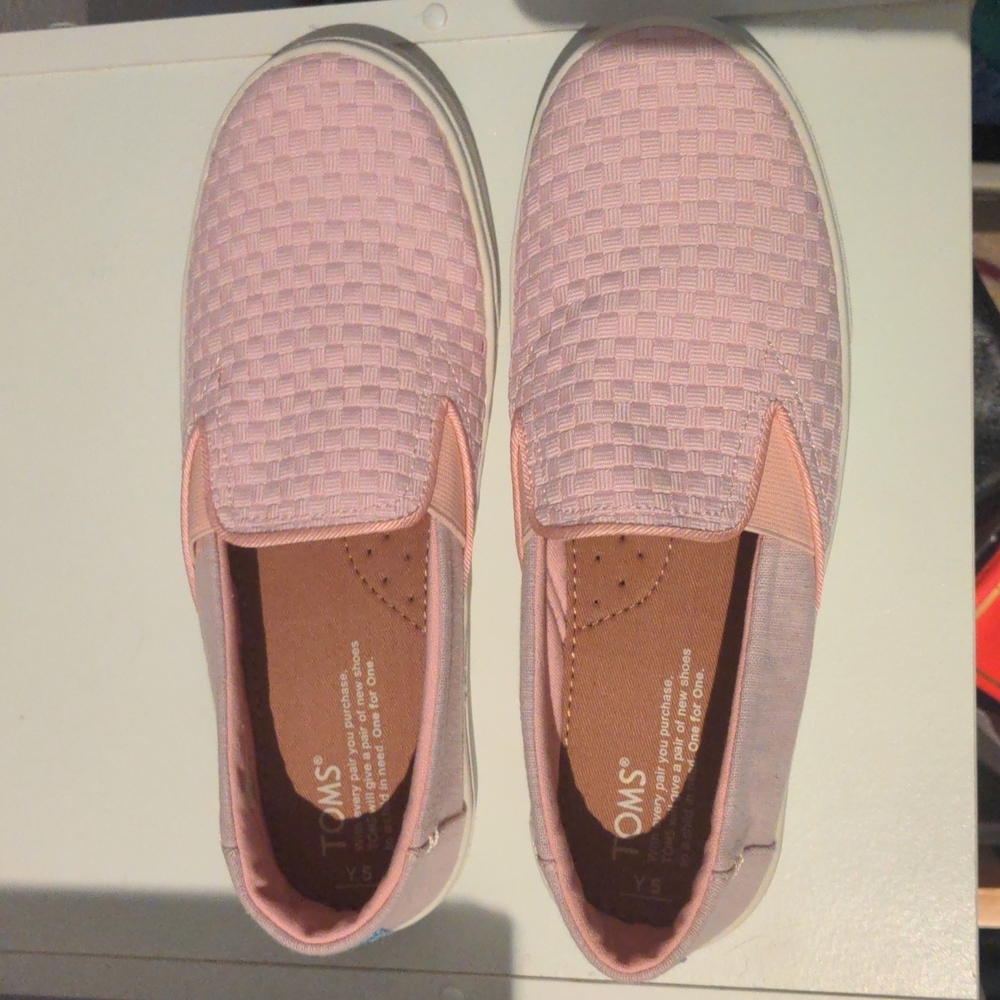 Tom's youth light pink